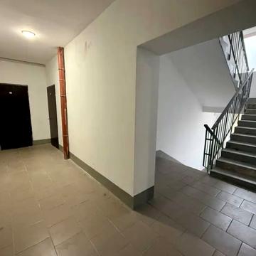 Наукова вул., 43