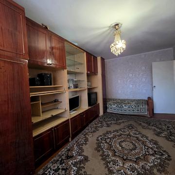 Проспект Юності, 11