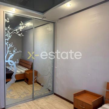 Академіка Янгеля вул., 13