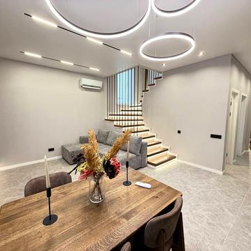 Польова вул., 79