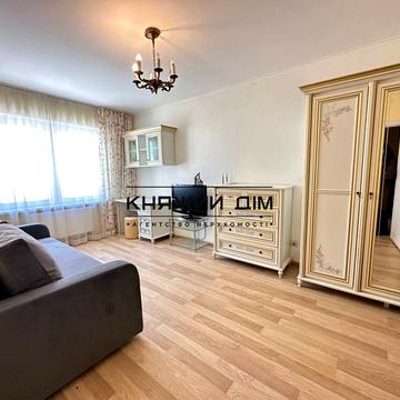 Єлизавети Чавдар вул., 38