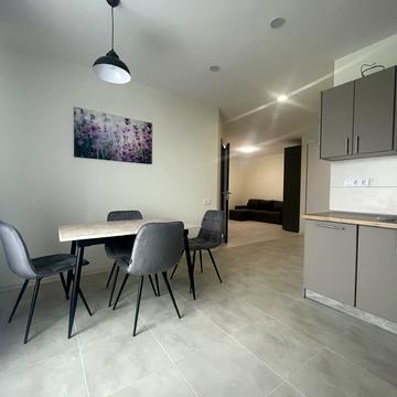 Героїв України вул. (Теплична), 39