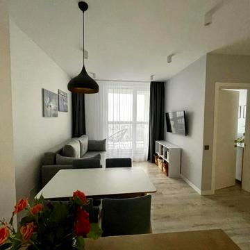 Володимира Янева вул., 10