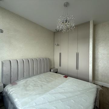 Краснова вул., (65 перлина)