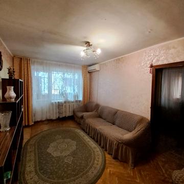 Середньофонтанська вул., 45