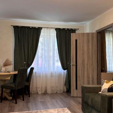 Свободи просп., 30