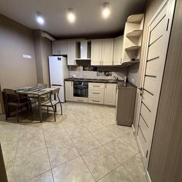 Михайла Максимовича вул. (Онуфрія Трутенка), 3-Д