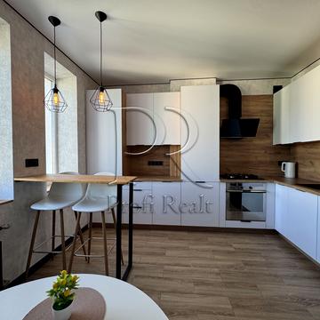 Соборна вул., 103/16