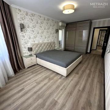 Ювілейний просп. (), 67б