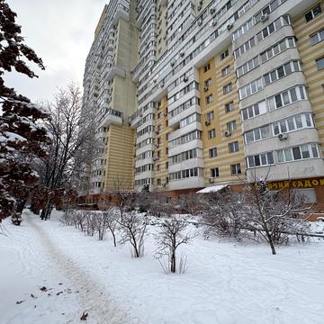 Олега Мудрака вул. (Генерала Наумова), 66