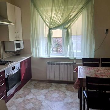 Городня вул., 13