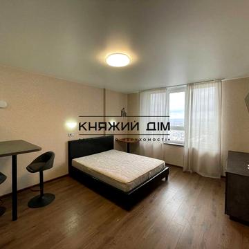 Миколи Бажана просп., 17-А