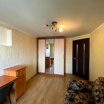 Академіка Сахарова вул., 20