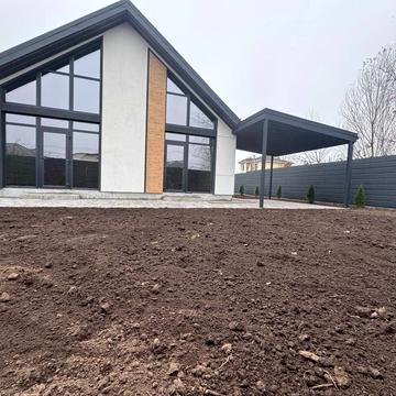 Володимирська вул., 82