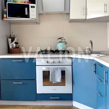 Гетьманська вул., 8