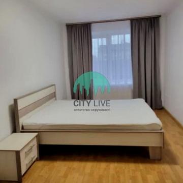 Незалежності вул., 162