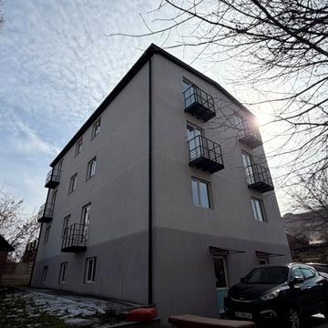 Михайла Драгоманова вул. (Димитрова), 18