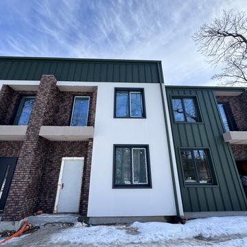 Варшавська вул., 87-Б