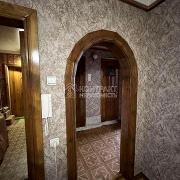 Сергіївська вул., 8