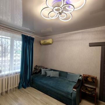 Семафорна вул., 14