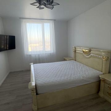 Вячеслава Чорновола просп. (), 77