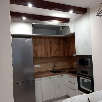 Європейського Союзу просп. (Правди), 41-Д