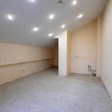 Вячеслава Чорновола вул., 20