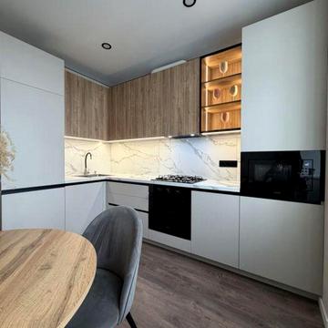 Святошинська вул., 54