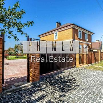 Центральна вул.