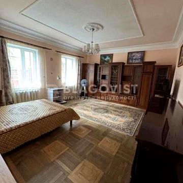 Постова вул., 41/33