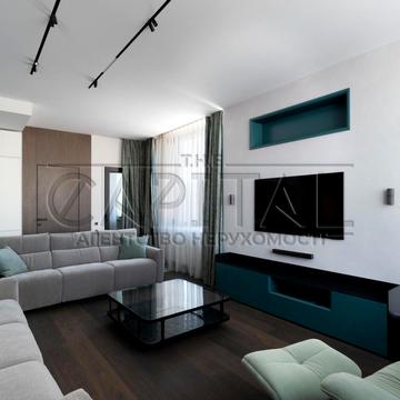 Антоновича вул. (Горького), 44