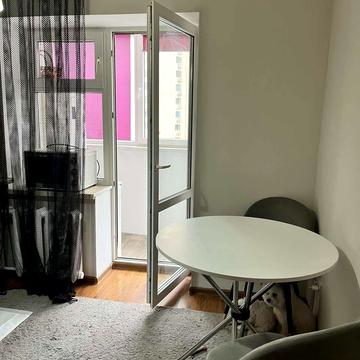 Академіка Сахарова вул., 5-Є