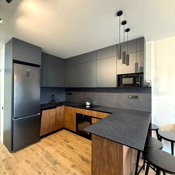 Львівська вул., 92а