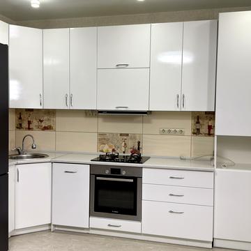 Університетська вул., 2Л