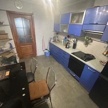 Червоної Калини просп. (Володимира Маяковського), 68