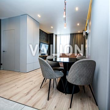 Березнева вул., 14-Б