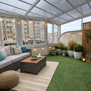 Молодіжна вул., 4