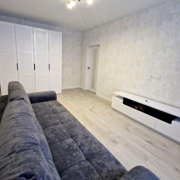 Джерельна вул., (Будинок 5)