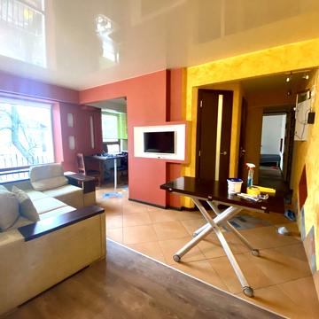 Володимира Самійленка вул. (), 36