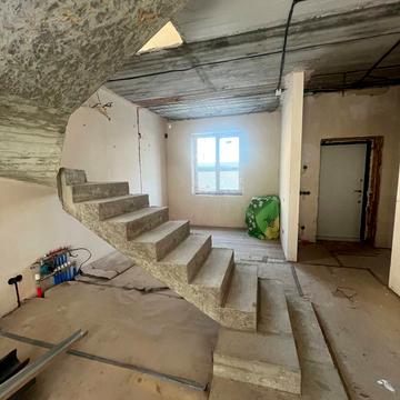 Виговського вул. (Суворова), 2