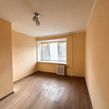 Кулика і Гудачека вул. (Макарова), 38