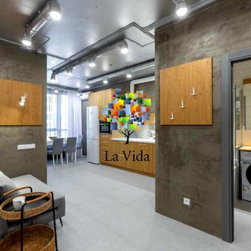 Кадетський Гай вул., 8