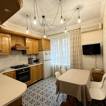 Катерини Білокур вул., 5/17