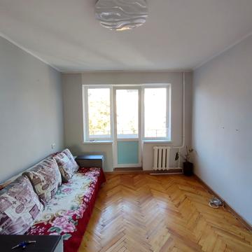 Дмитра Яворницького вул. (), 9