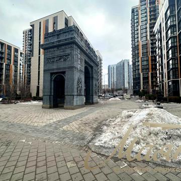 Предславинська вул., 42-А