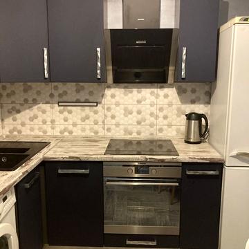 Голосіївський просп. (40-річчя Жовтня), 11