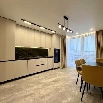 Степана Бандери вул., 77-Б