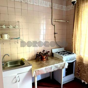 Зодчих вул., 4