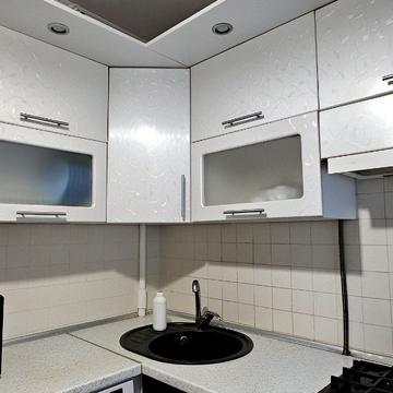 Незалежності вул. (Титова), 30