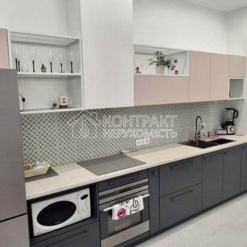 Ботанічна вул., 2